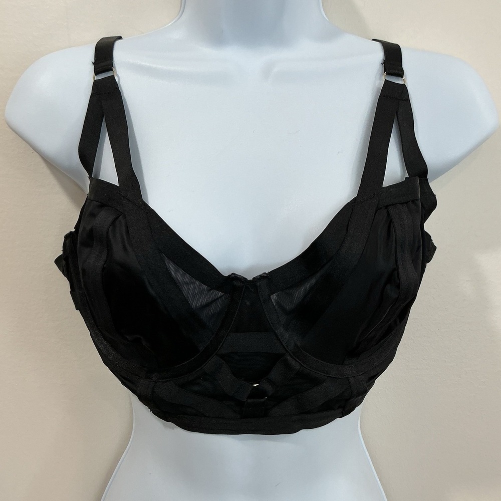 Torrid Curve Bralette Black Satin Mesh Strappy  Lingerie‎ size 00 Medium 10 NWT